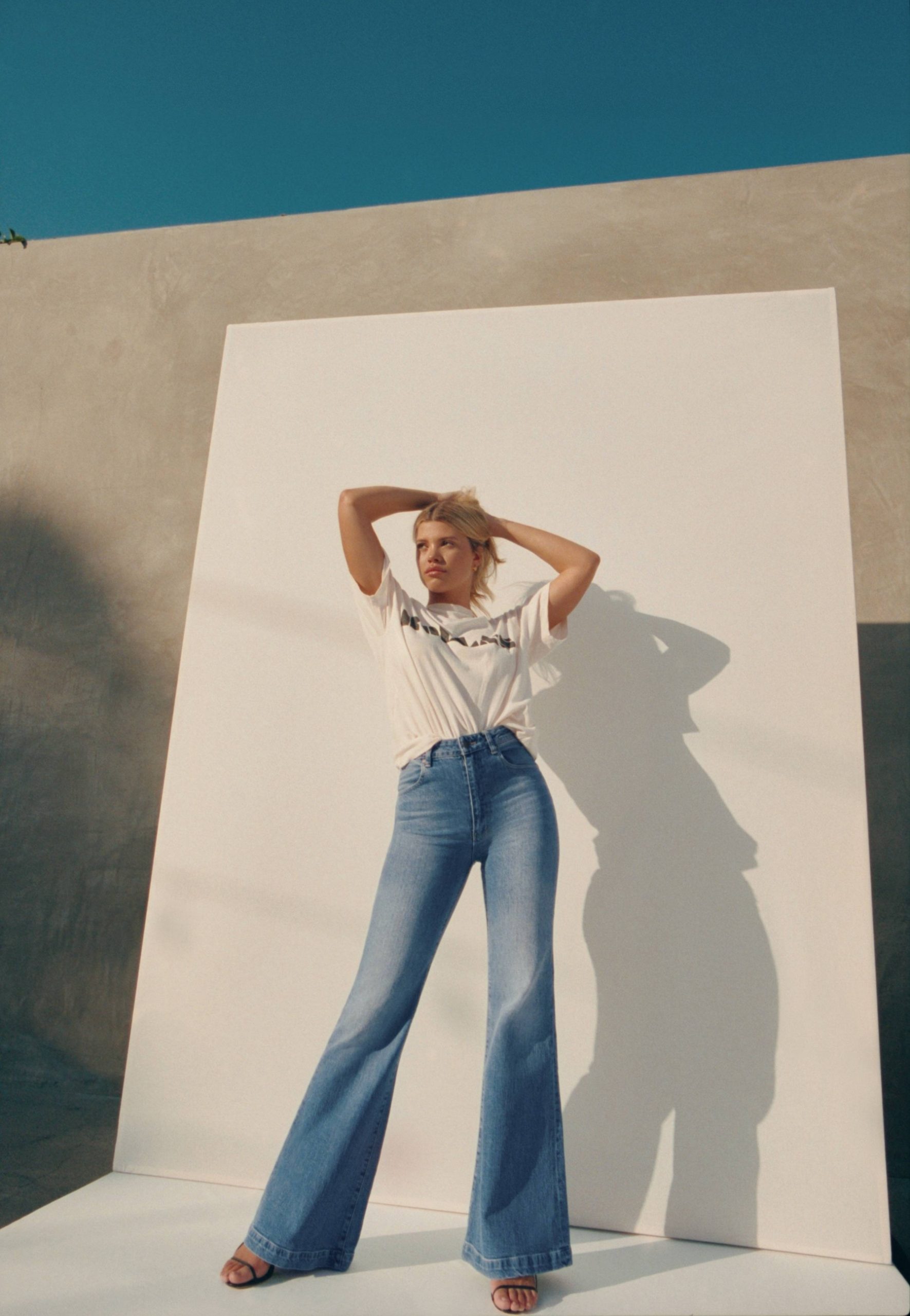 sofia-richie-topless-thefappening-cfd-15-scaled-1 sofia richie topless thefappening cfd 15 scaled 1