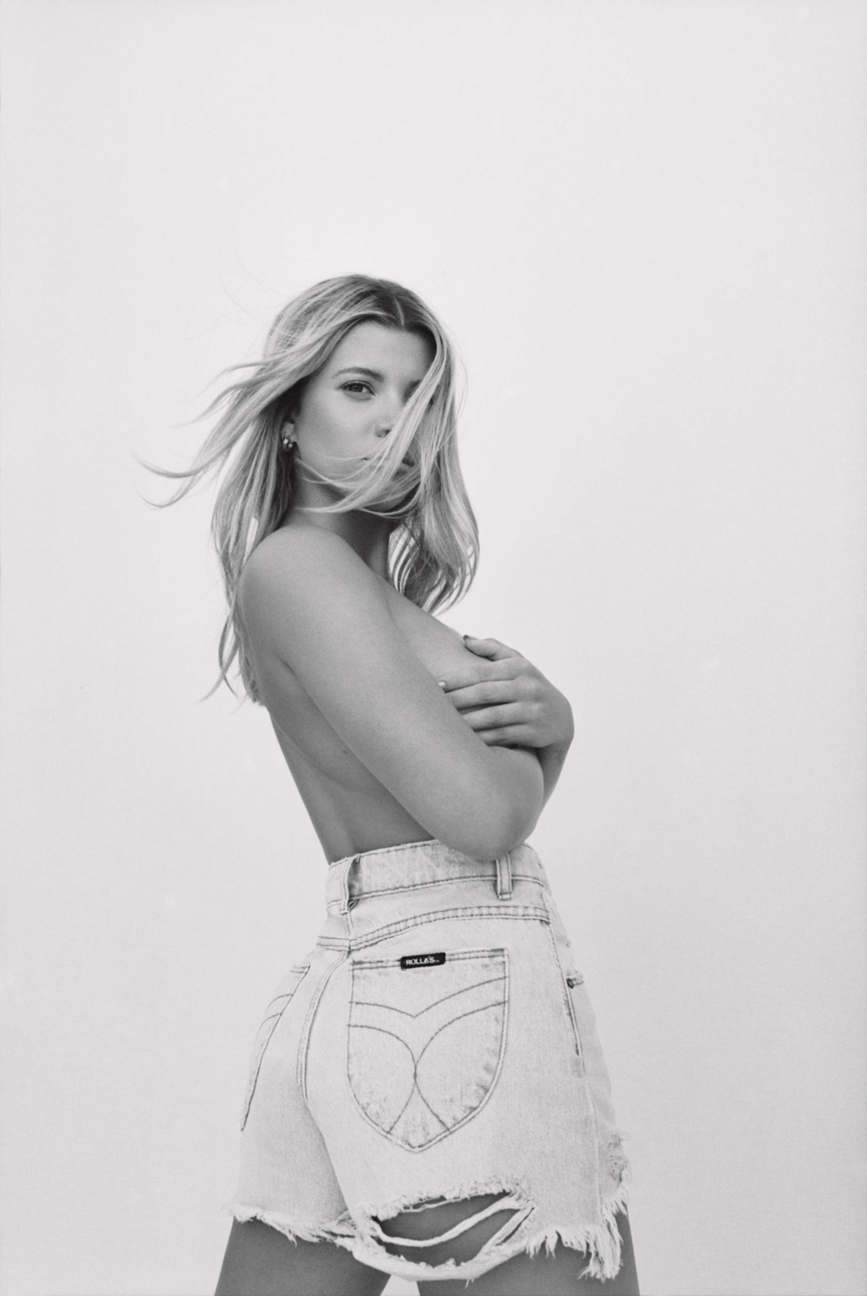 sofia-richie-topless-thefappening-cfd-9-scaled-1 sofia richie topless thefappening cfd 9 scaled 1