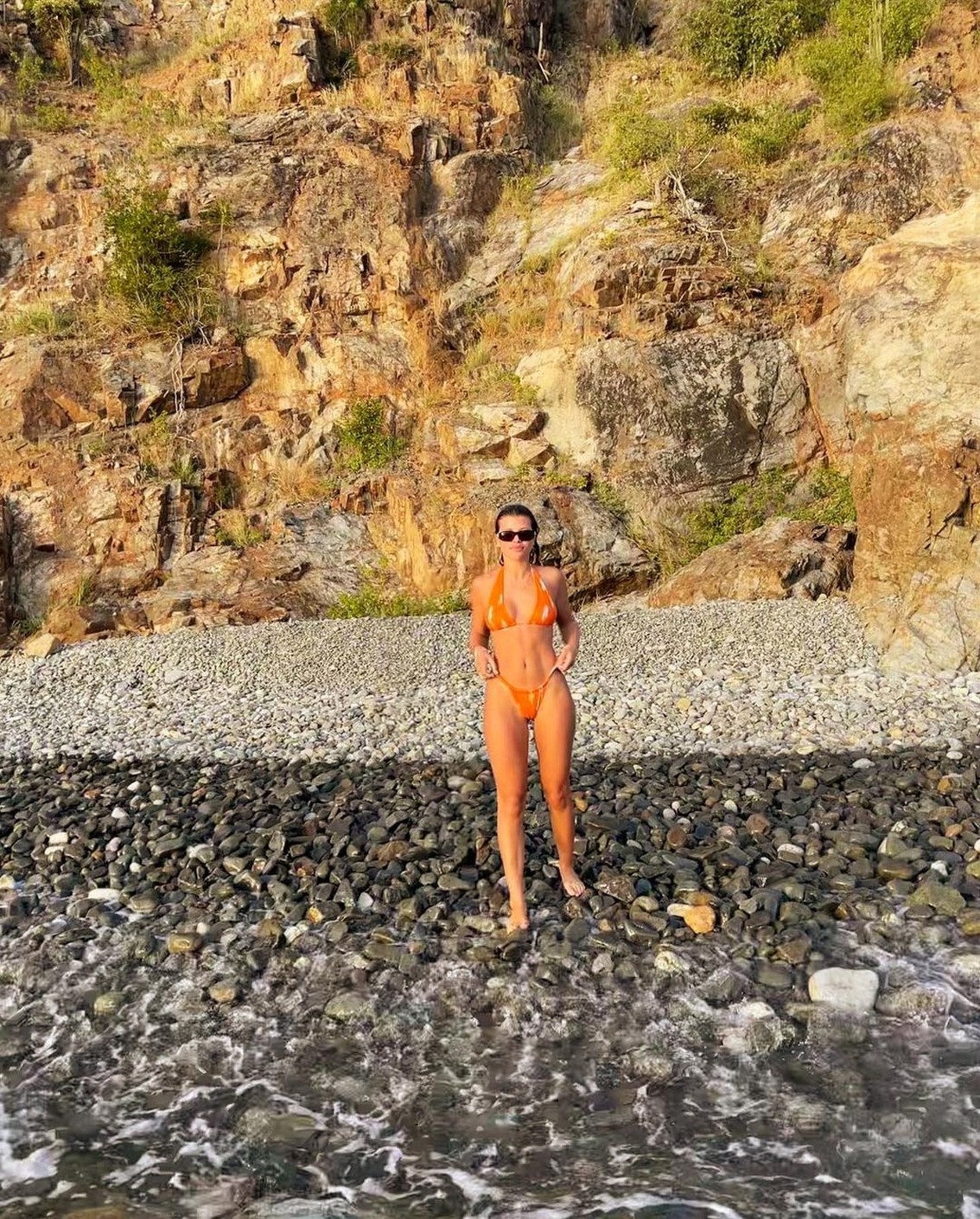 sofia-richie-unpublished-pics-from-the-bahamas-thefappening-cfd-13 Sofia Richie Unpublished Bikini Pics From The Bahamas