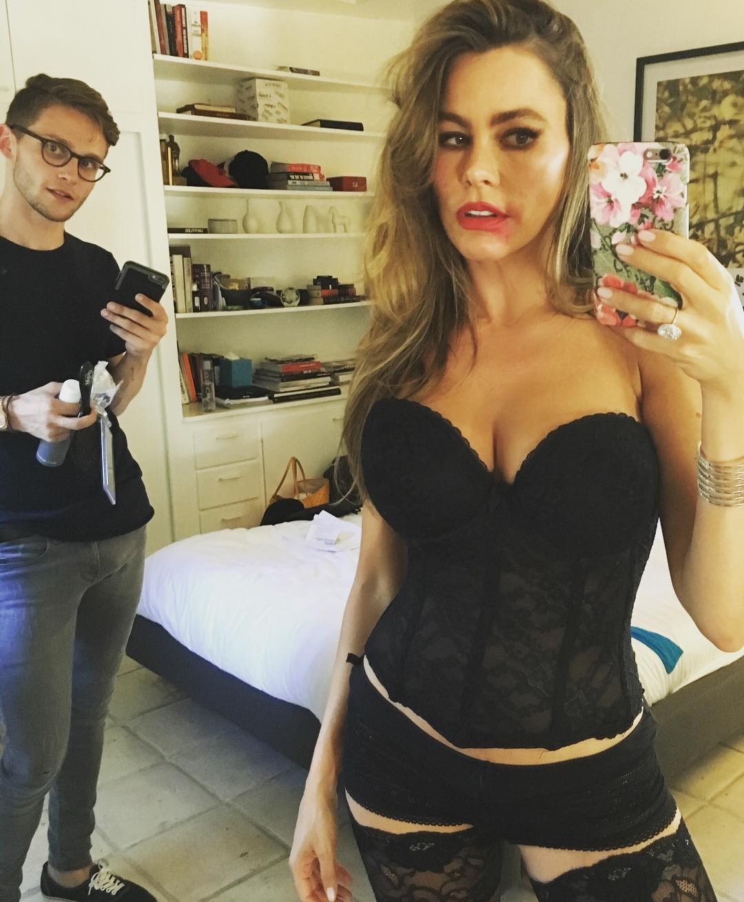 sofia-vergara-nude-sexy-21 sofia-vergara-nude-sexy-21