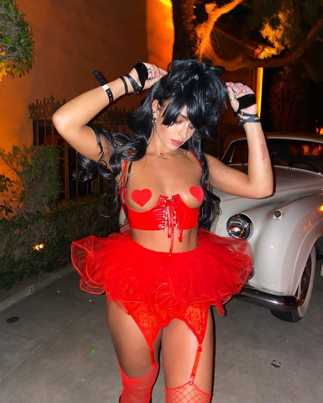 sommer-ray-topless-halloween-2021-thefappening-cfd-7 Sommer Ray Fappening