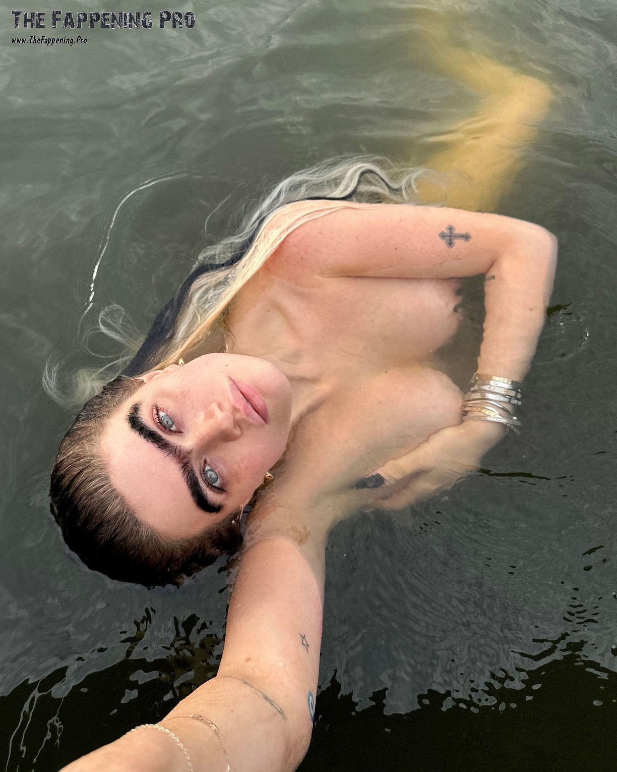 sophia-hadjipanteli-topless-thefappening-cfd-4 Sophia Hadjipanteli Naked