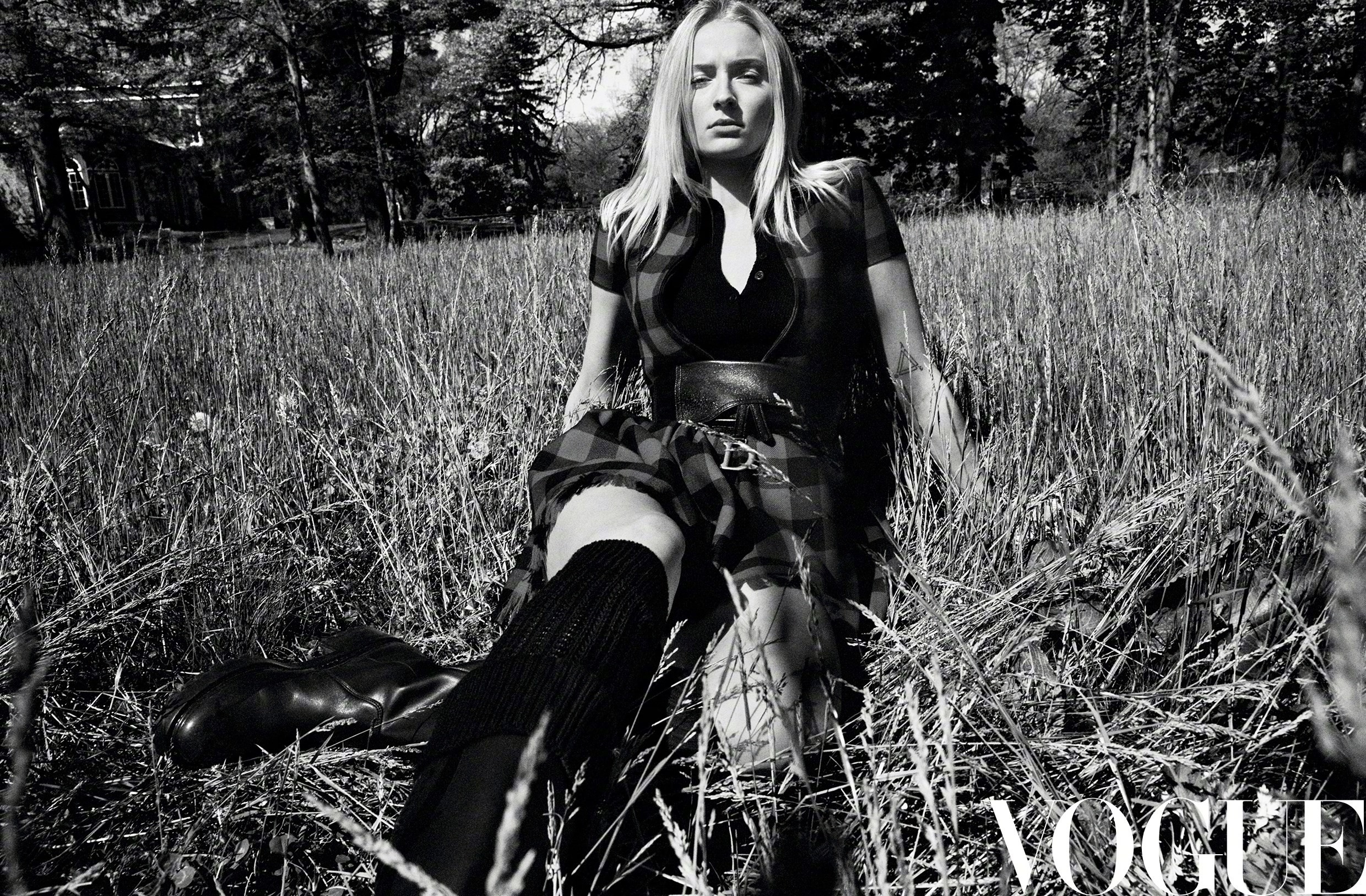 sophie-turner-sexy-vogue-4 sophie turner sexy vogue 4
