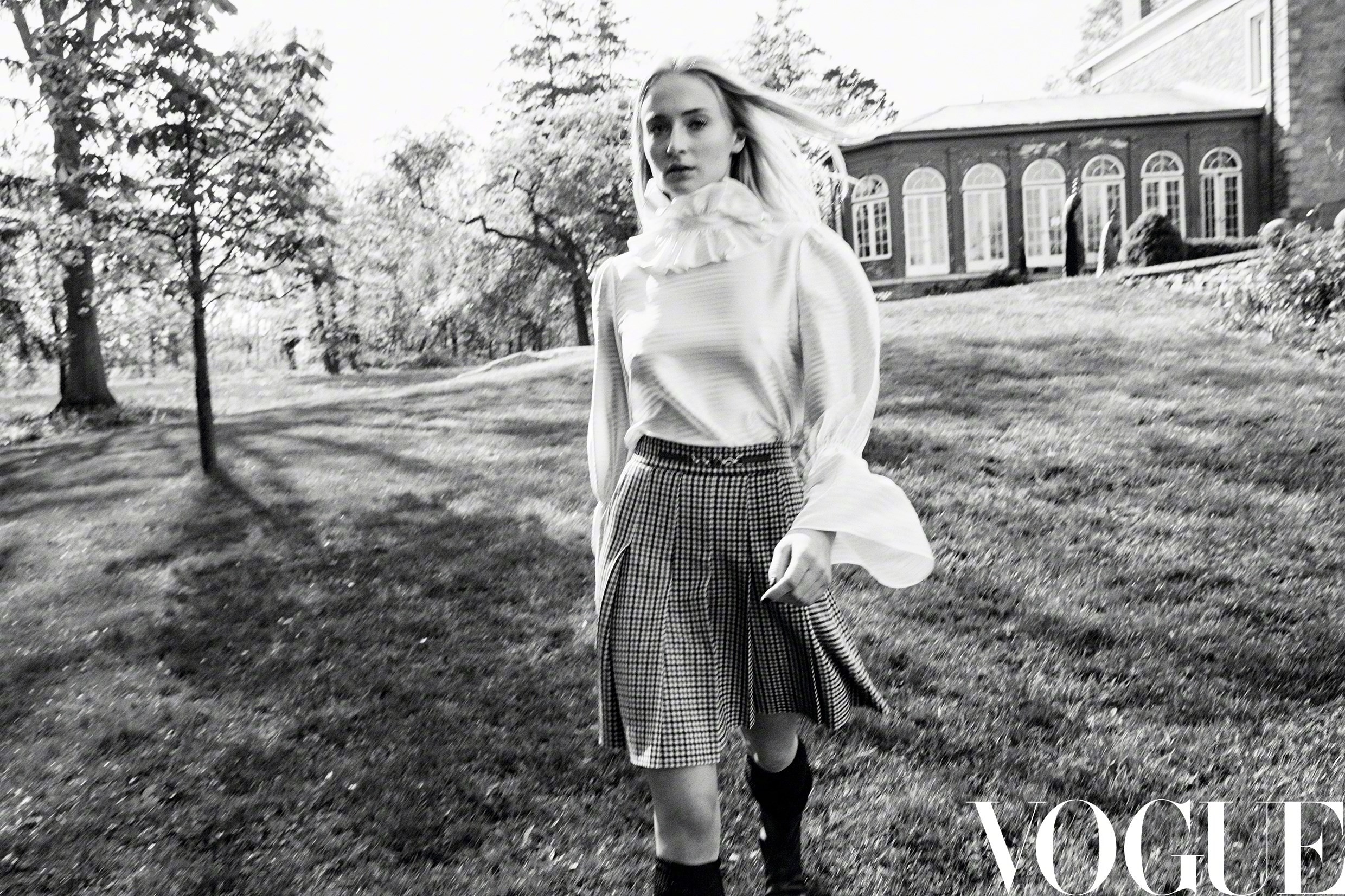 sophie-turner-sexy-vogue-5 sophie turner sexy vogue 5
