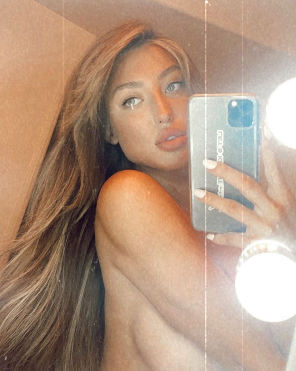 stefanie-gurzanski-looks-so-cute-on-selfie-thefappening-cfd-5 Stefanie Gurzanski Looks So Cute On Selfie