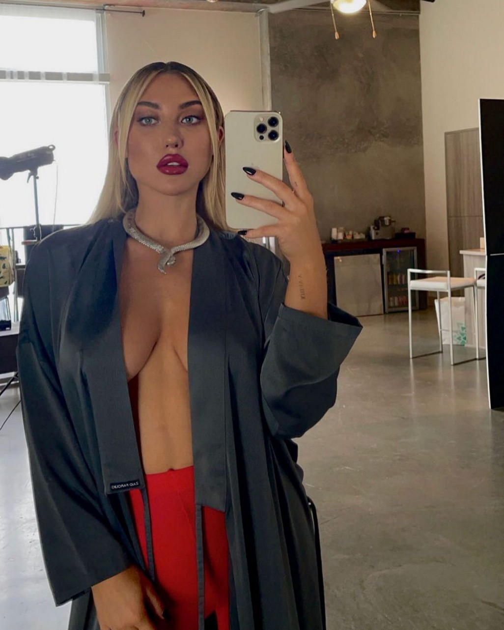 stefanie-gurzanski-looks-so-cute-on-selfie-thefappening-cfd-8 stefanie gurzanski looks so cute on selfie thefappening cfd 8