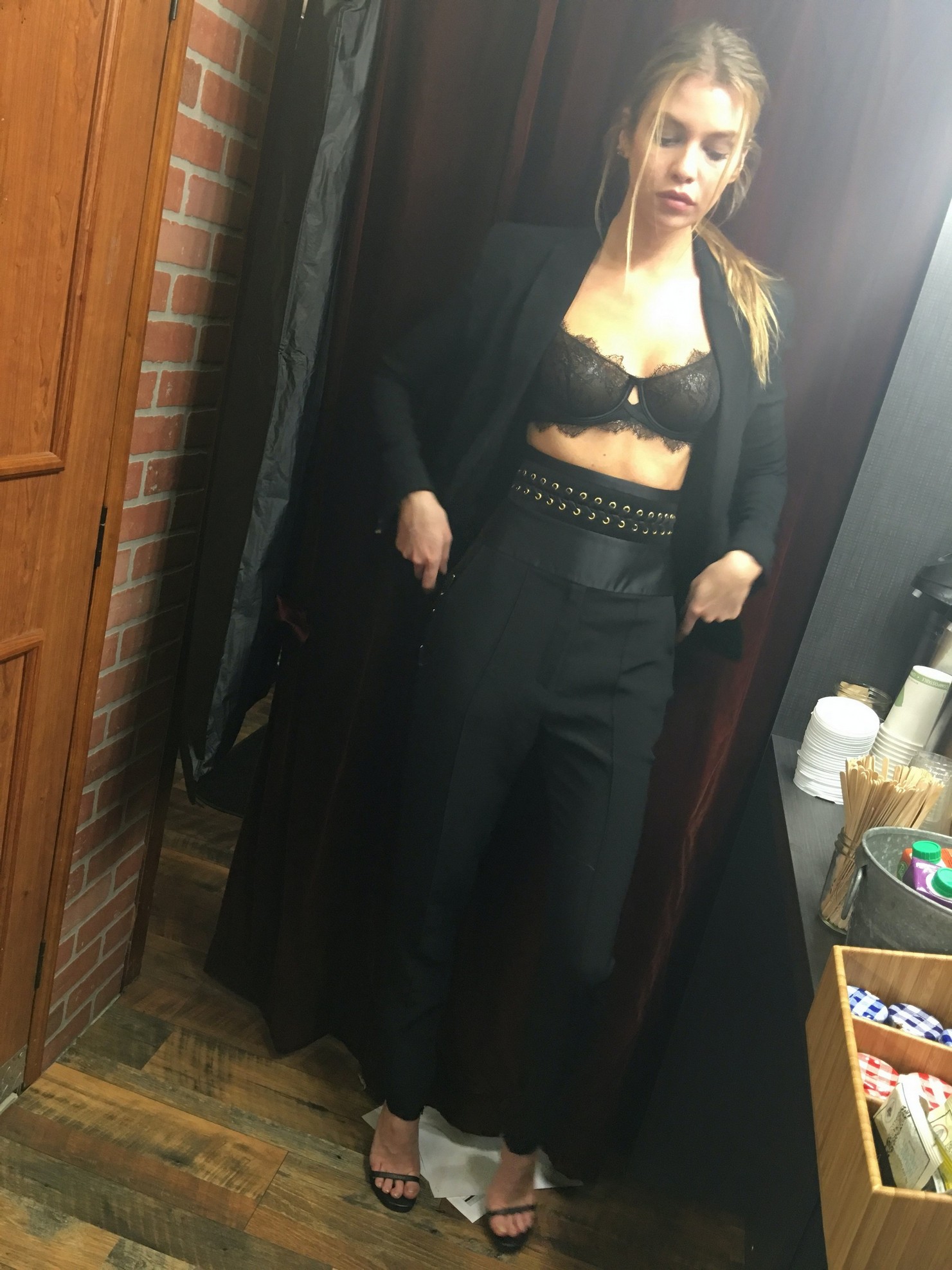stella-maxwell-nude-complete-leaked-collection-thefappeningpro-65 stella maxwell nude complete leaked collection thefappeningpro 65