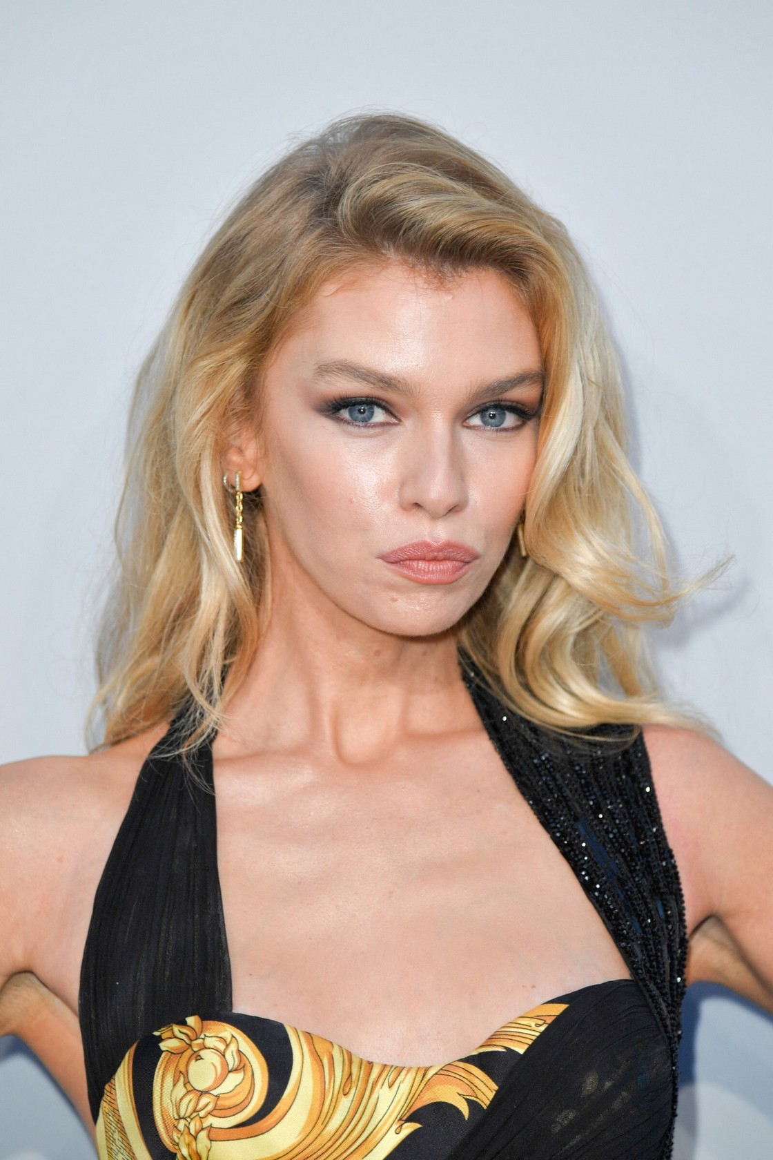 stella-maxwell-sexy-in-cannes-thefappening-cfd-4 stella maxwell sexy in cannes thefappening cfd 4