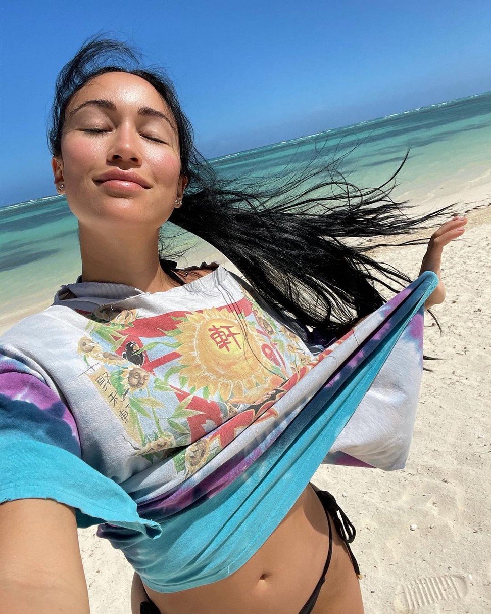stephanie-sheppard-asian-beauty-on-selfie-thefappening-cfd-8 Stephanie Sheppard Sexy Selfie