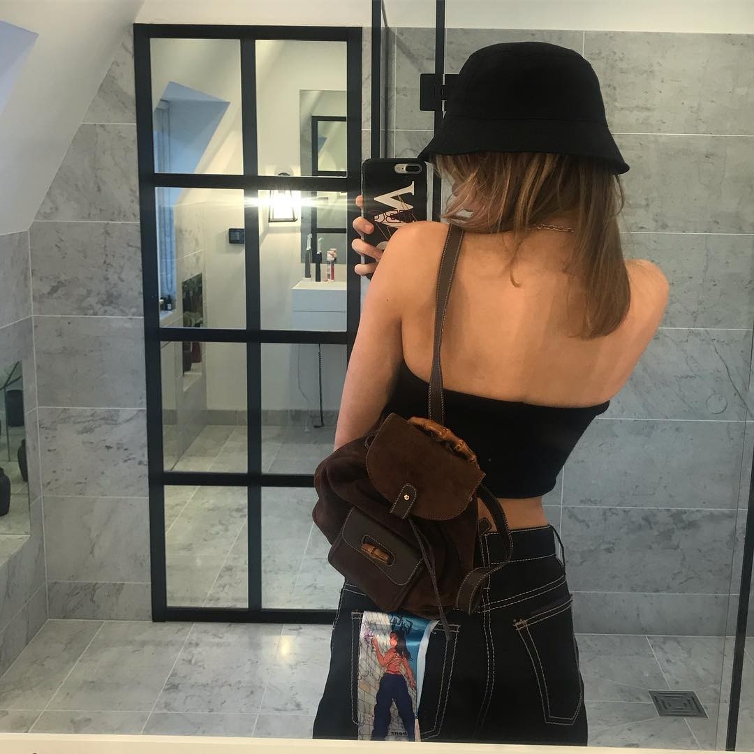 suki-waterhouse-sexy-tits-14 suki waterhouse sexy tits 14