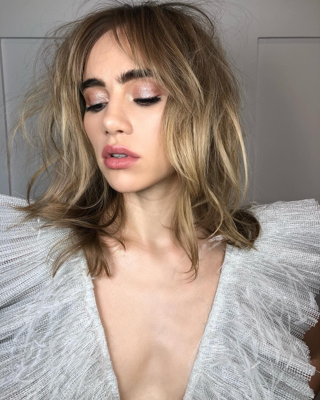 suki-waterhouse-sexy-tits-17 suki waterhouse sexy tits 17