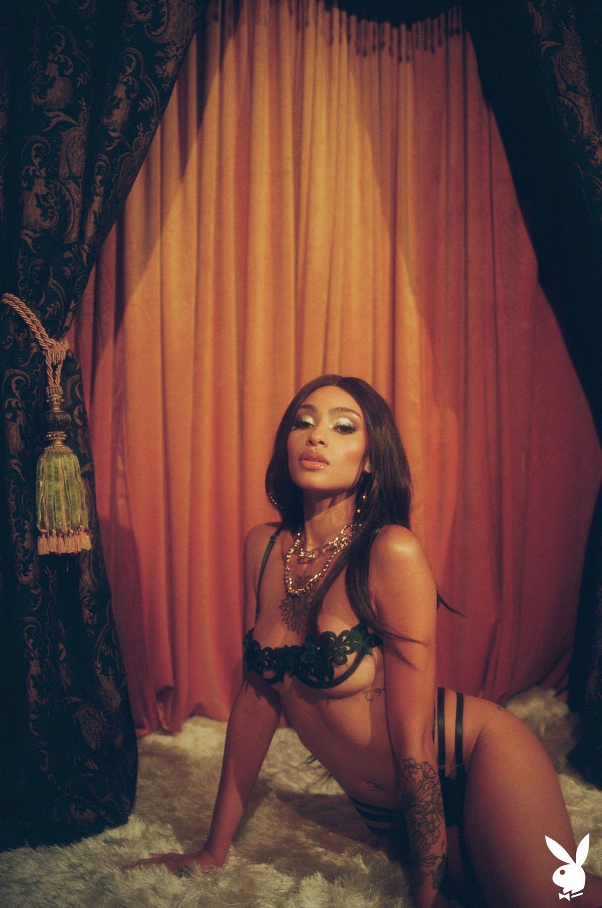 sunni-model-nude-playboy-thefappening-cfd-3 sunni model nude playboy thefappening cfd 3