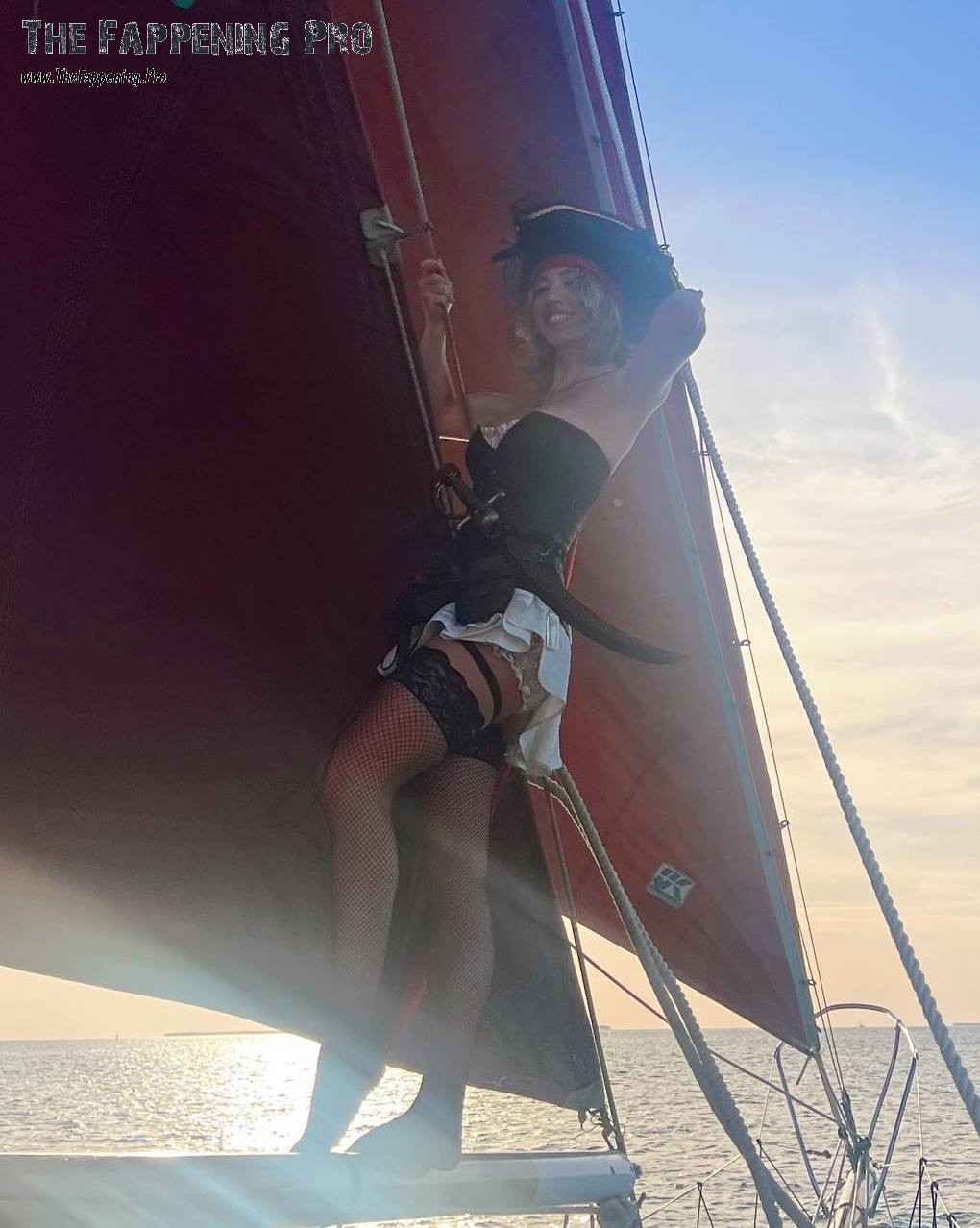 sydney-sweeney-sexy-pirate-thefappening-cfd-2 Sydney Sweeney Sexy Pirate