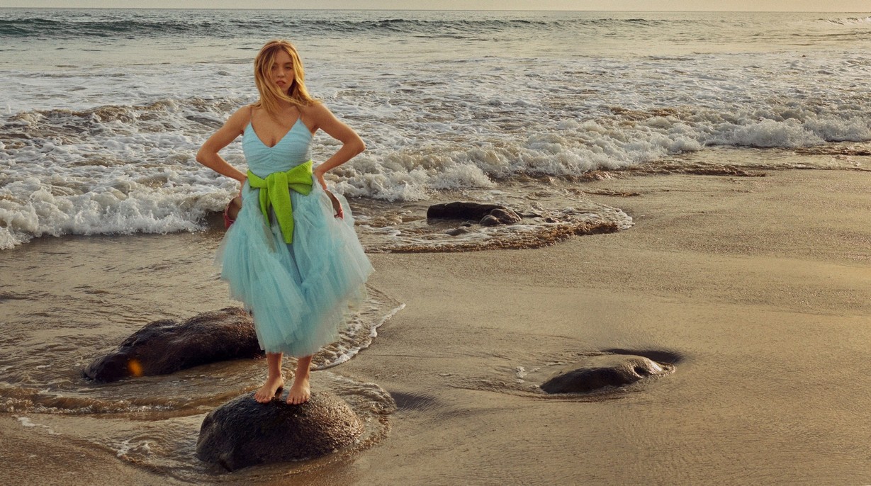 sydney-sweeney-sexy-thefappening-cfd-16 sydney sweeney sexy thefappening cfd 16