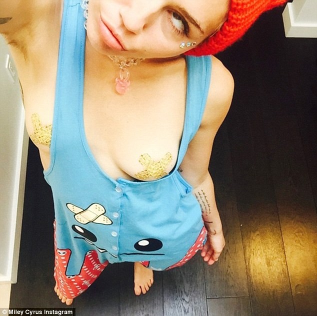 tallulah-willis-nude-sexy-4 Tallulah Willis Tits