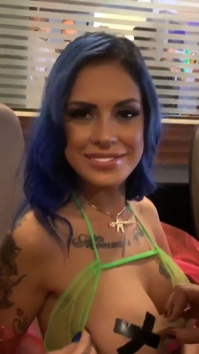tati-zaqui-nude-topless-9 tati zaqui nude topless 9