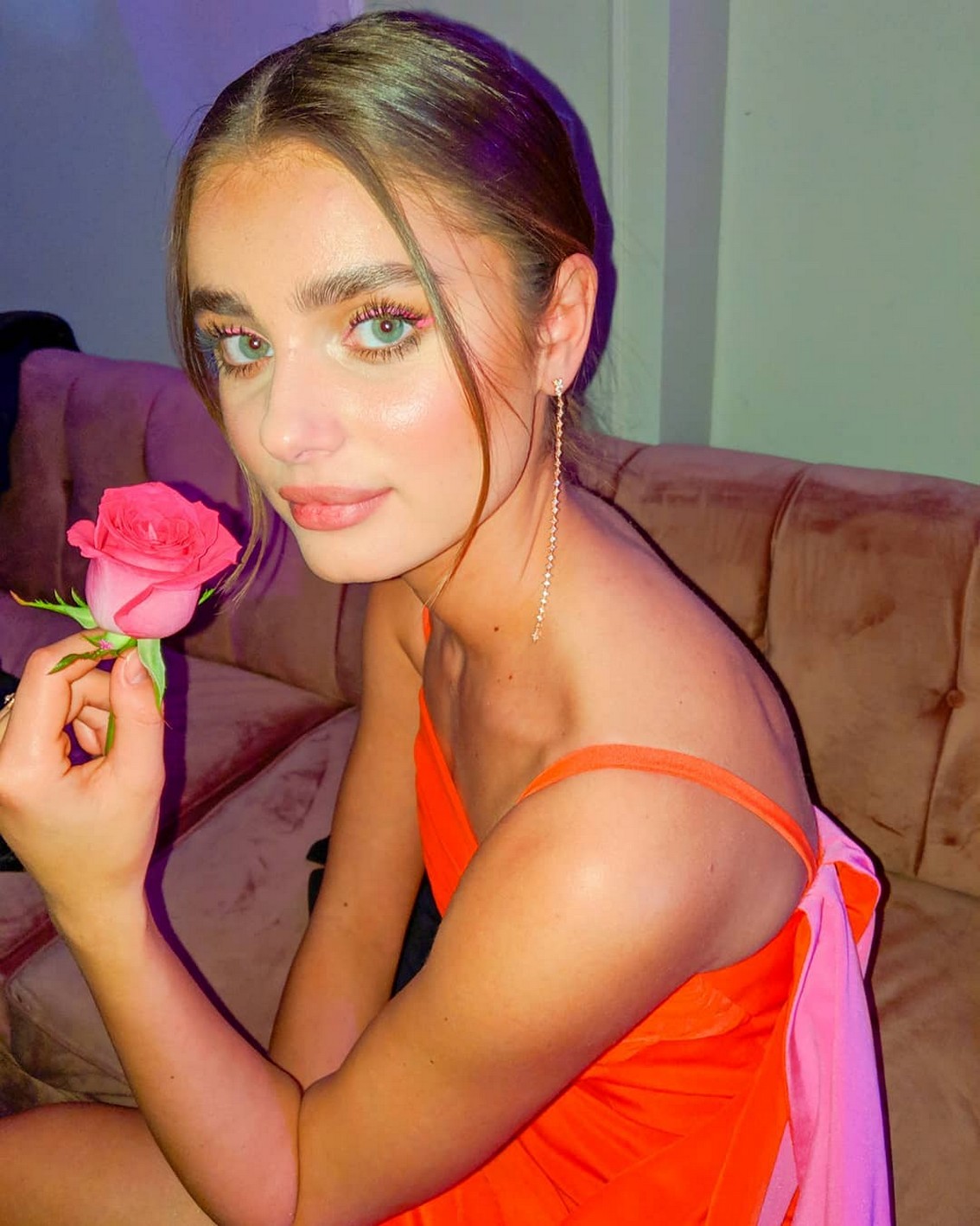 taylor-hill-hot-on-selfie-thefappening-cfd-3 Taylor Hill Selfie