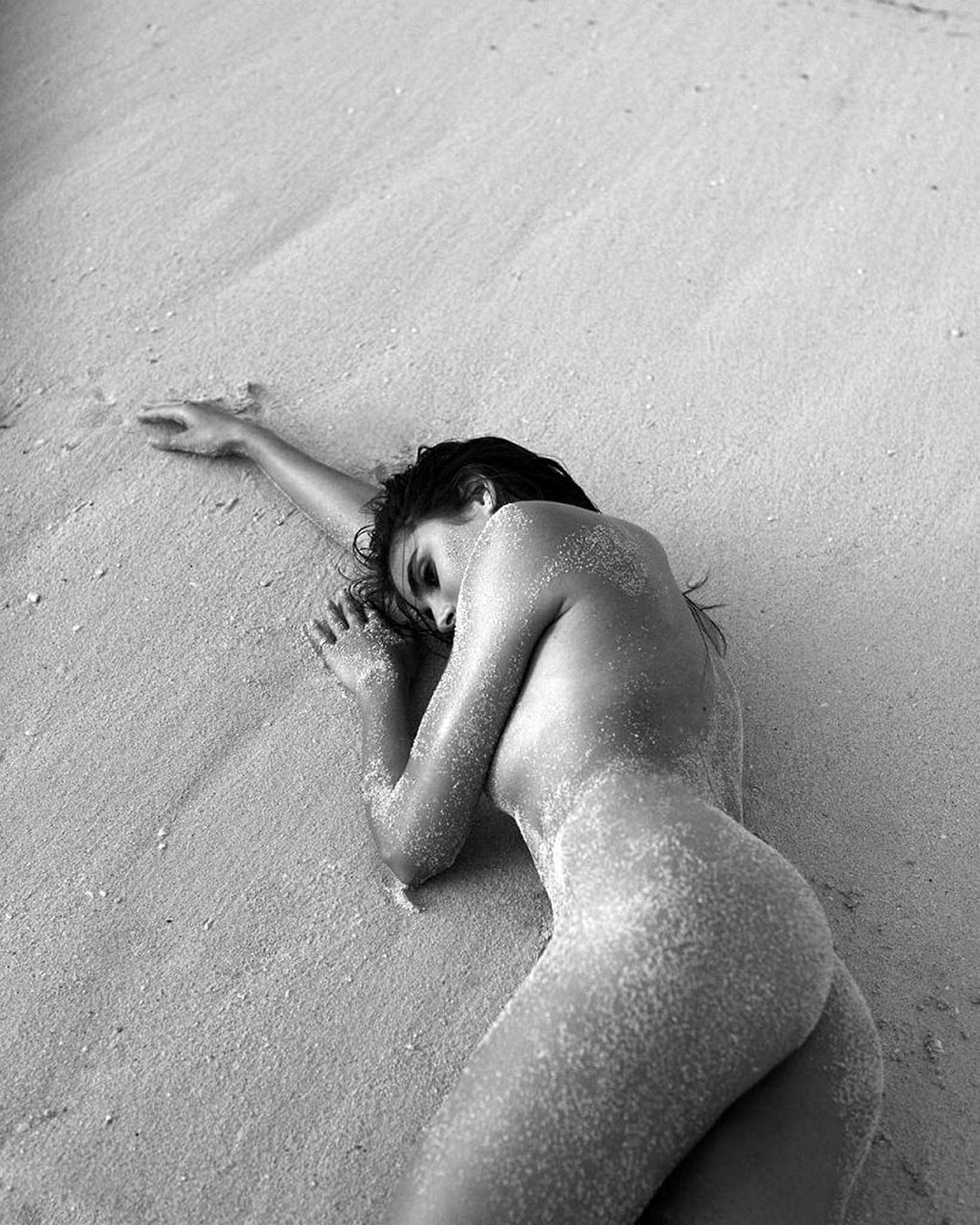 taylor-marie-hill-nude-thefappening-cfd-2 taylor marie hill nude thefappening cfd 2