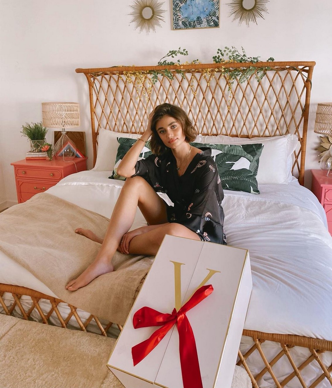 taylor-marie-hill-sexy-thefappening-cfd-11 Taylor Marie Hill Bare Foot