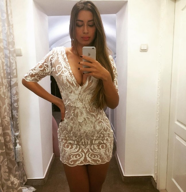 tea-tairovic-hot-on-selfie-thefappening-cfd-3 tea tairovic hot on selfie thefappening cfd 3