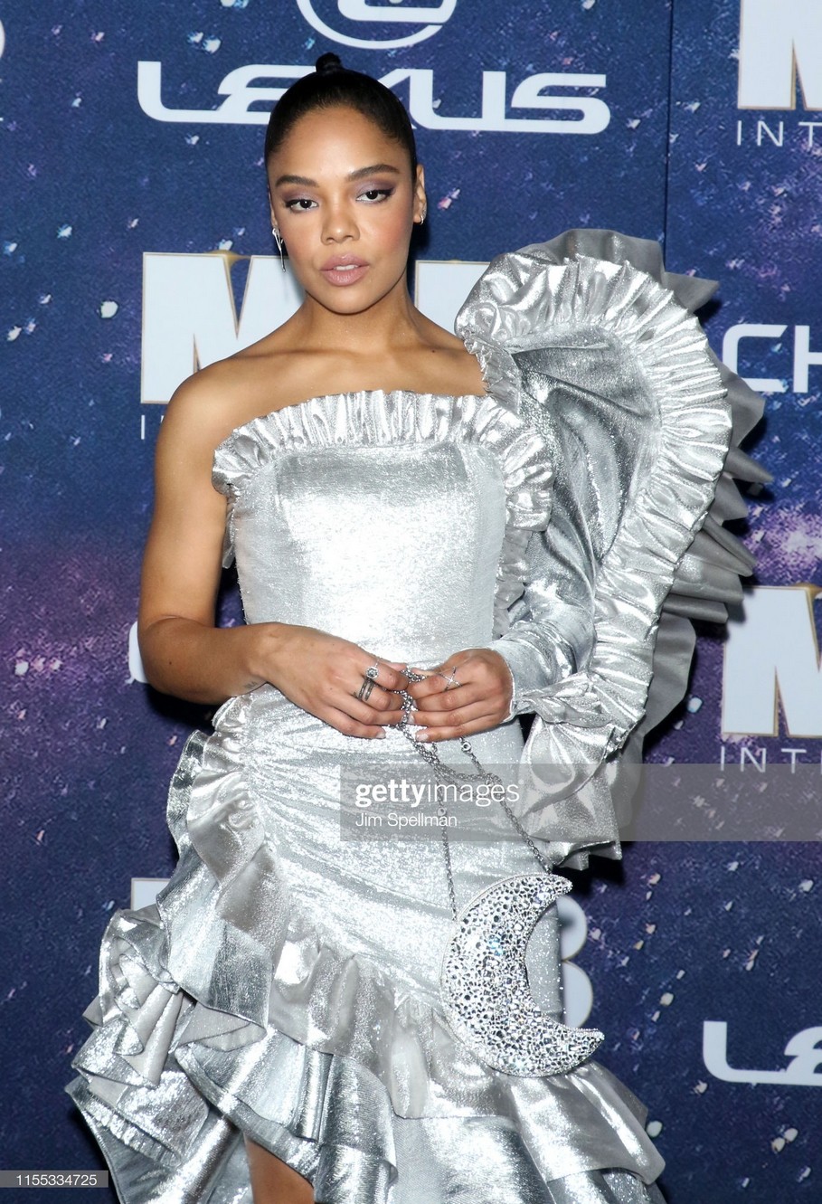 tessa thompson sexy mib 20