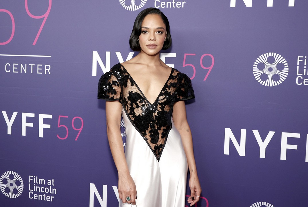 tessa-thompson-sexy-passing-premiere-thefappening-cfd-4 tessa thompson sexy passing premiere thefappening cfd 4