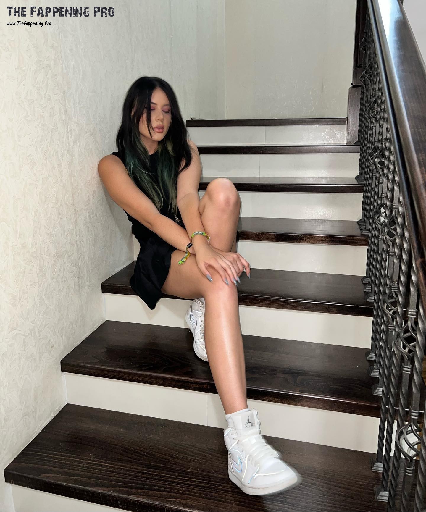teya-dora-sexy-thefappening-cfd-5 Teya Dora Upskirt