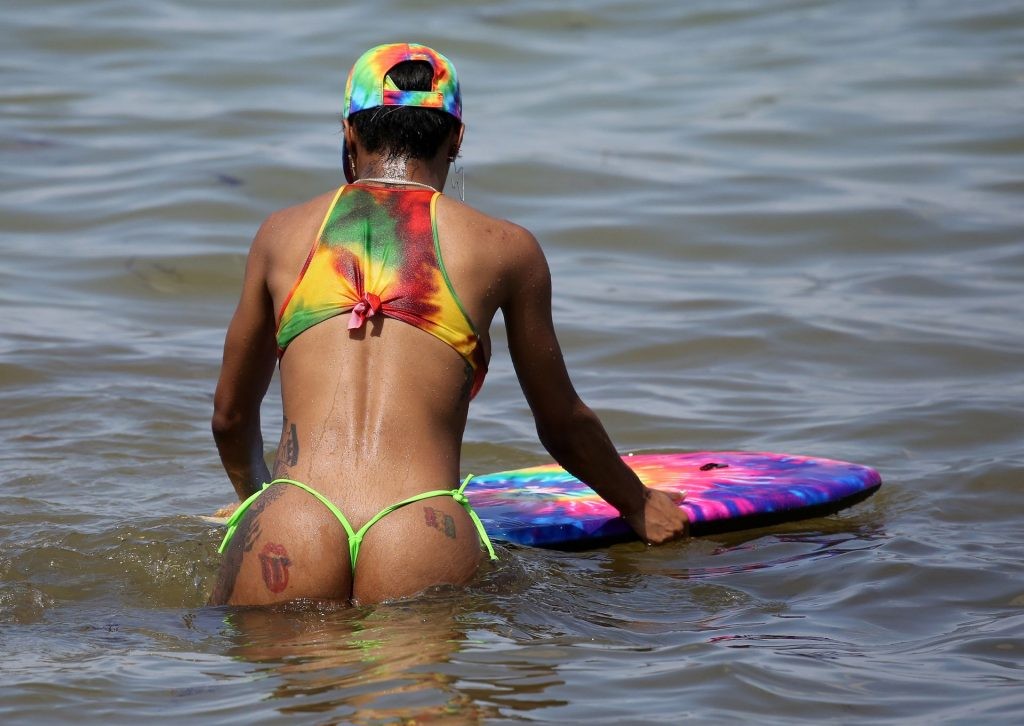 teyana-taylor-sexy-ass-8 Teyana Taylor Bikini