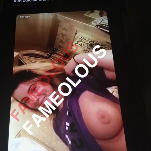 the-fappening-brielle-biermann-topless-1-1 Brielle Biermann Nude