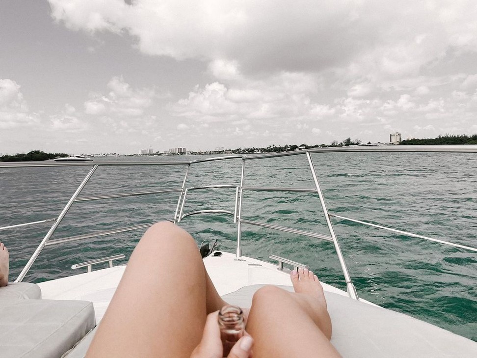 the-sexiest-photos-of-country-singer-maren-morris-thefappening-cfd-15 Maren Morris Feet