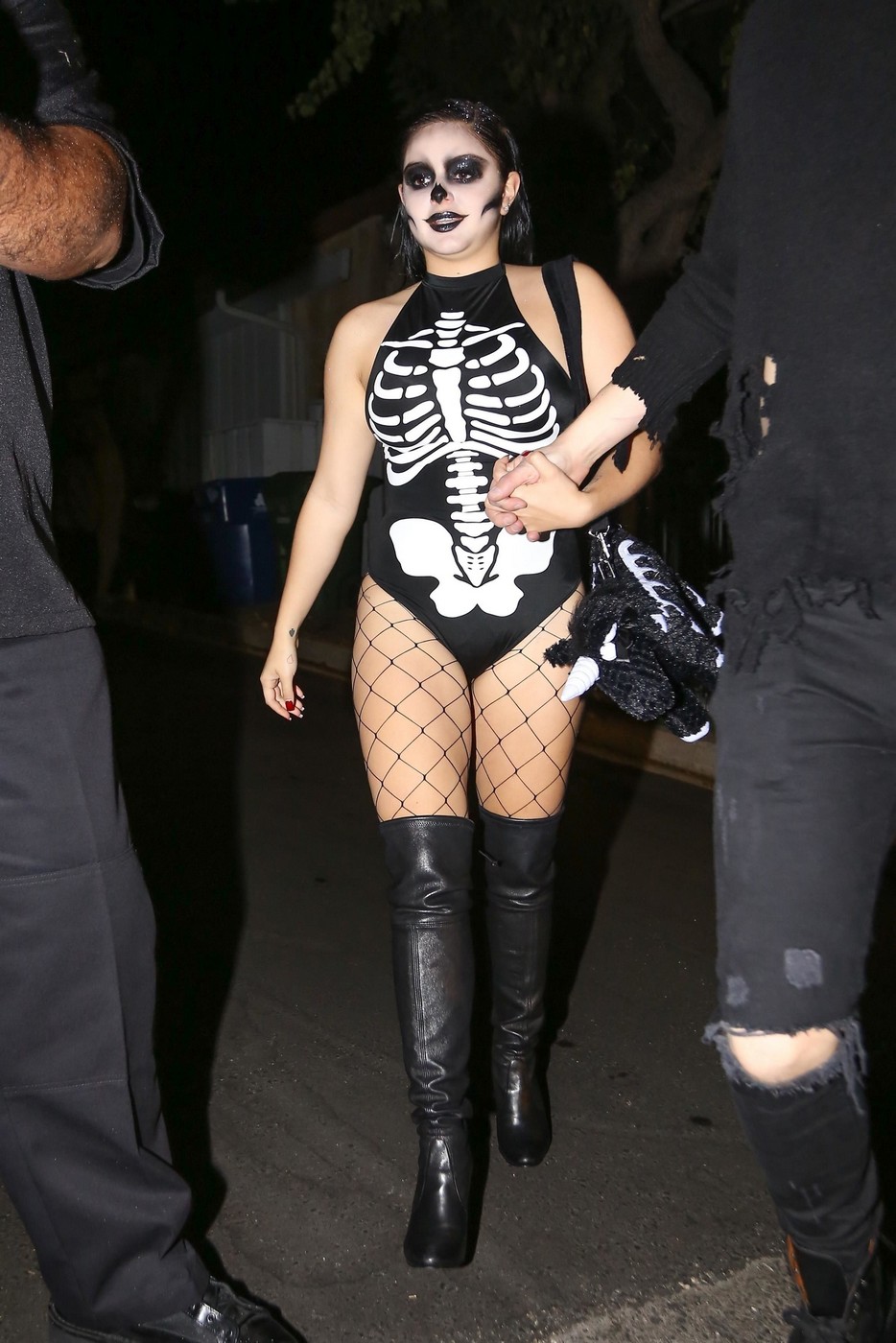 thefappening-ariel-winter-sexy-1-2 thefappening ariel winter sexy 1 2