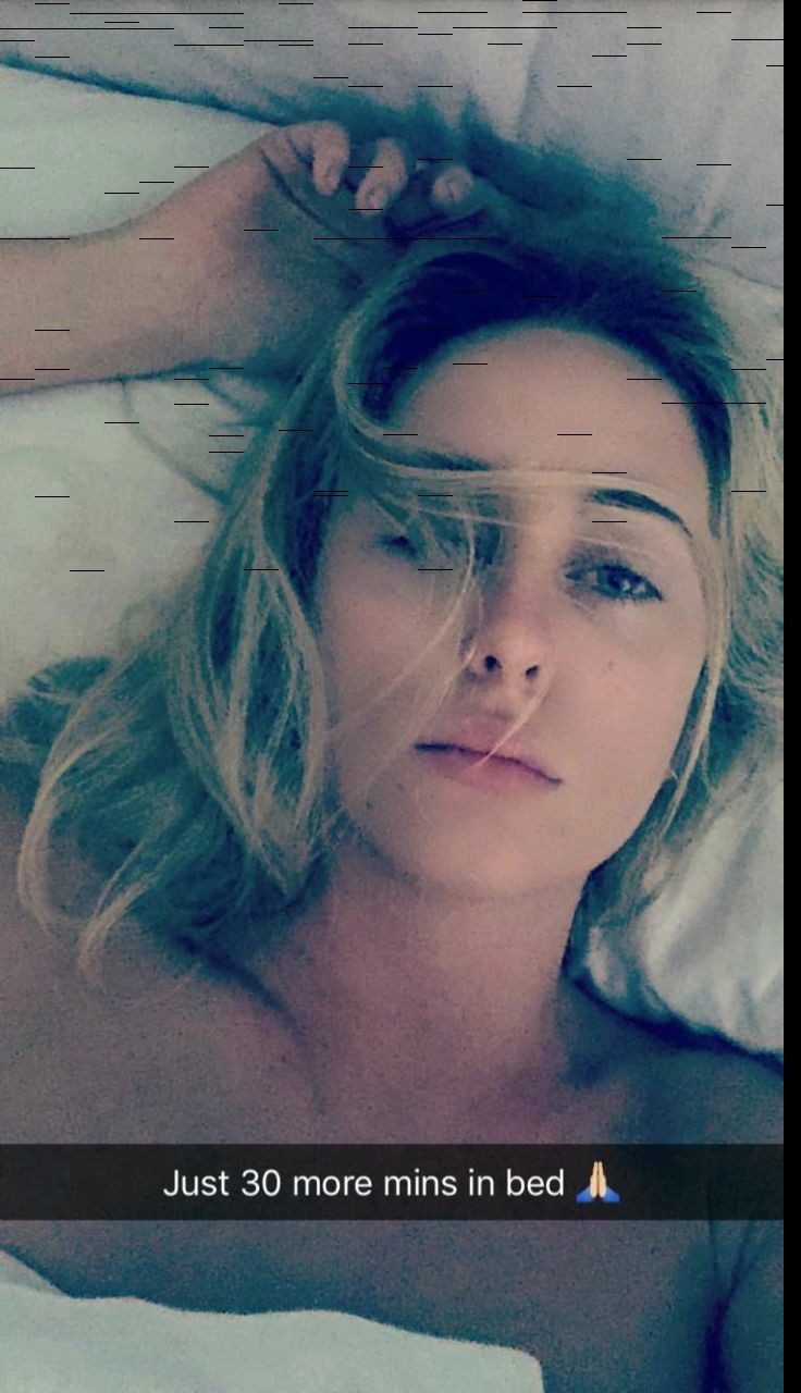 thefappening-emily-parr-nude-sexy-10 thefappening emily parr nude sexy 10