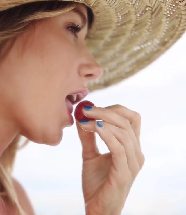 thefappening-sara-underwood-sexy-11 thefappening sara underwood sexy 11
