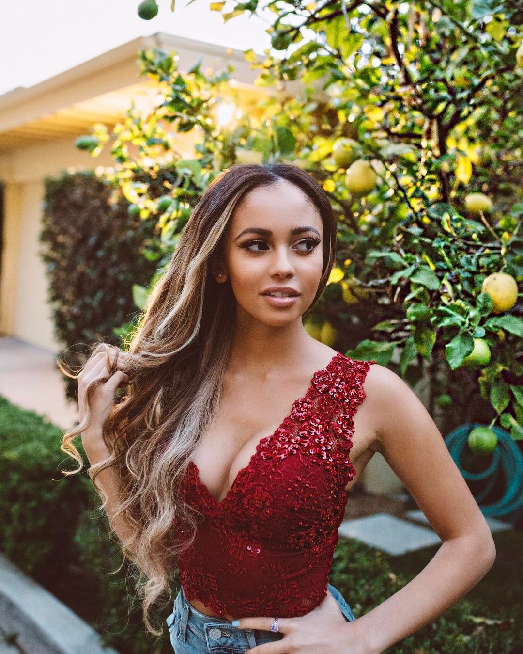 thefappening-vanessa-morgan-sexy-12 thefappening vanessa morgan sexy 12
