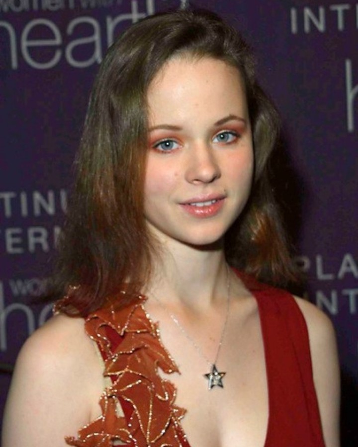 thora-birch-nude-sexy-22 thora birch nude sexy 22