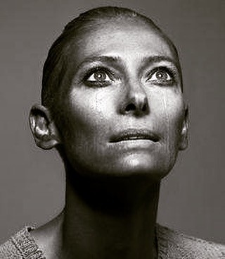 tilda-swinton-nude-sexy-20 tilda-swinton-nude-sexy-20