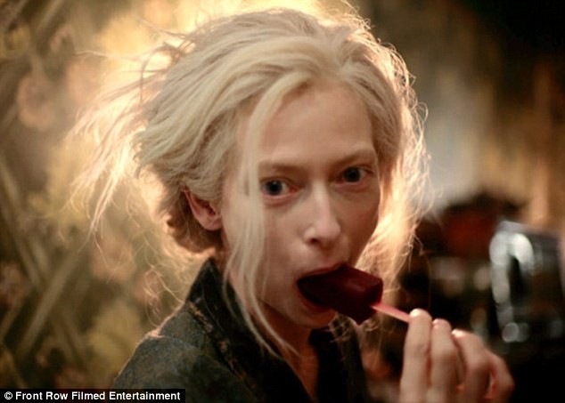 tilda-swinton-nude-sexy-40 tilda-swinton-nude-sexy-40