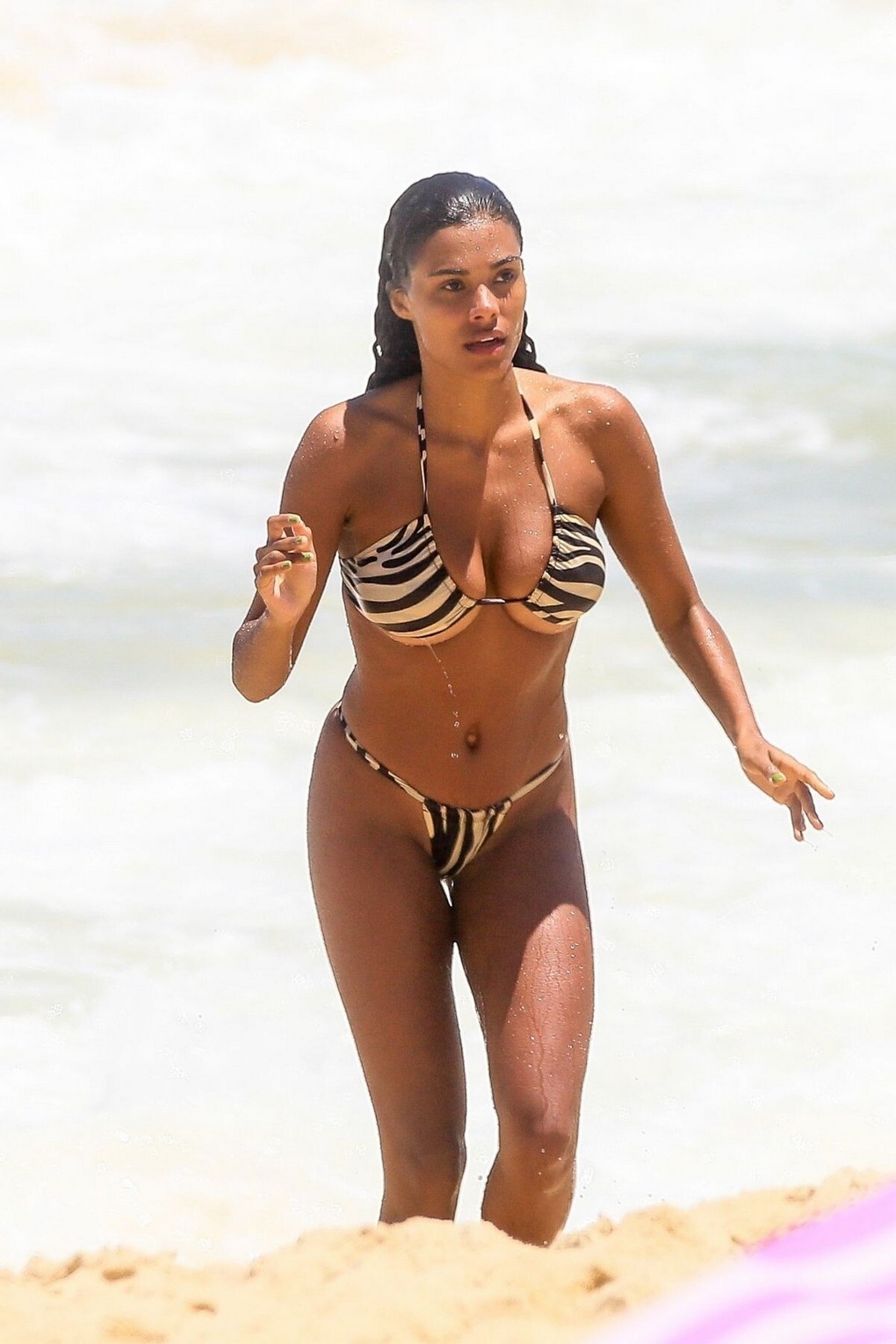 tina-kunakey-sexy-bikini-thefappening-cfd-13 Tina Kunakey Hot