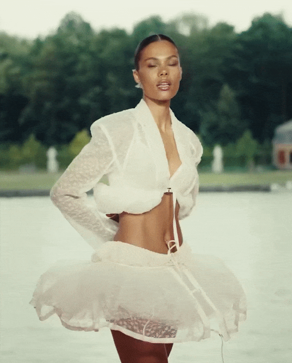 tina-kunakey-sexy-thefappening-cfd-1 Tina Kunakey Hot GIF