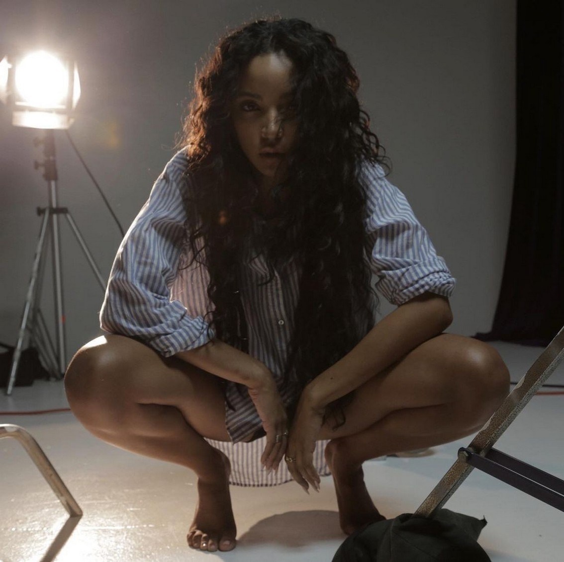 tinashe-in-a-bikini-and-topless-thefappening-cfd-8 Tinashe Barefeet