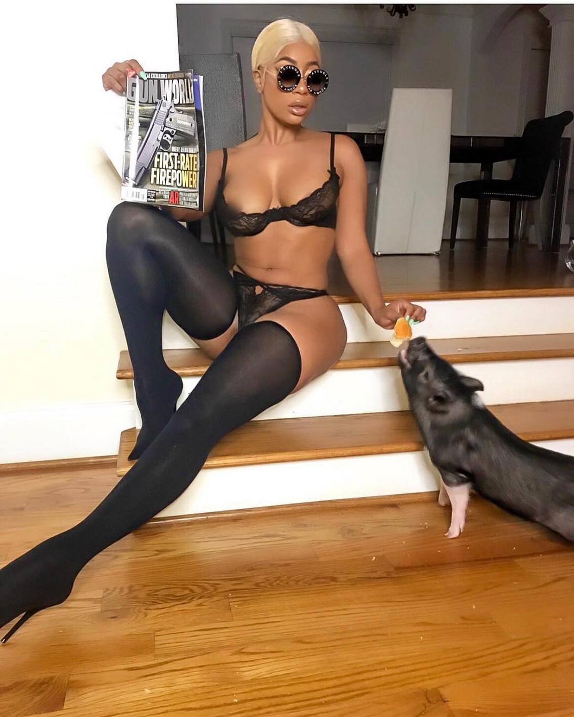 tommie-lee-sexy-pics-never-seen-before-thefappening-cfd-1 Tommie Lee In Stockings
