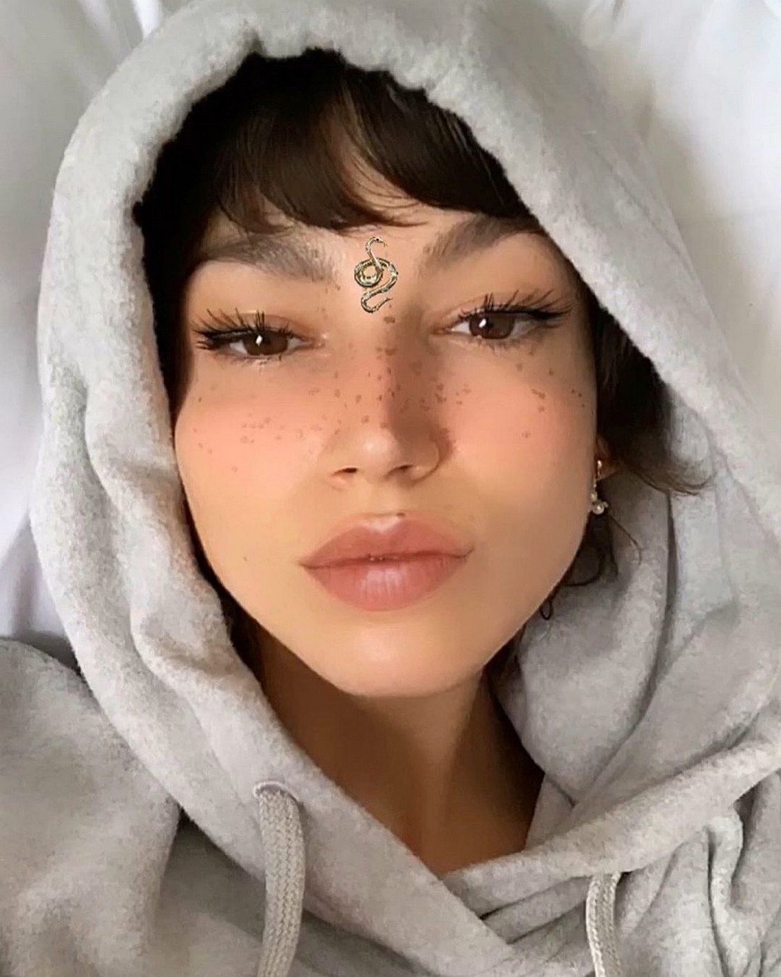 ursula-corbero-cute-on-selfie-thefappening-cfd-3 Ursula Corbero Freckles