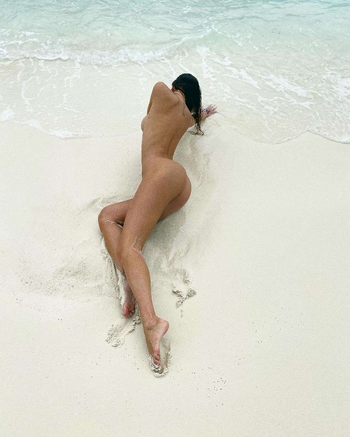 valentina-fradegrada-topless-thefappening-cfd-2 valentina fradegrada topless thefappening cfd 2