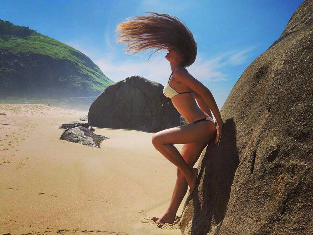 valentina-sampaio-cute-skinny-tranny-in-a-bikini-thefappening-cfd-2 valentina sampaio cute skinny tranny in a bikini thefappening cfd 2