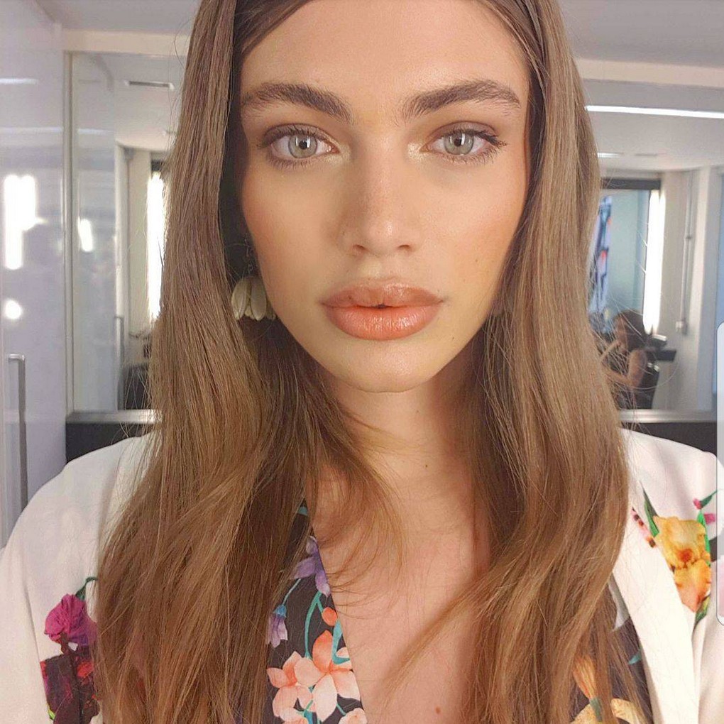 valentina-sampaio-so-cute-in-a-selfie-that-you-wont-guess-she-was-a-man-thefappening-cfd-4 Valentina Sampaio So Cute In A Selfie That You Won't Guess She Was A Man
