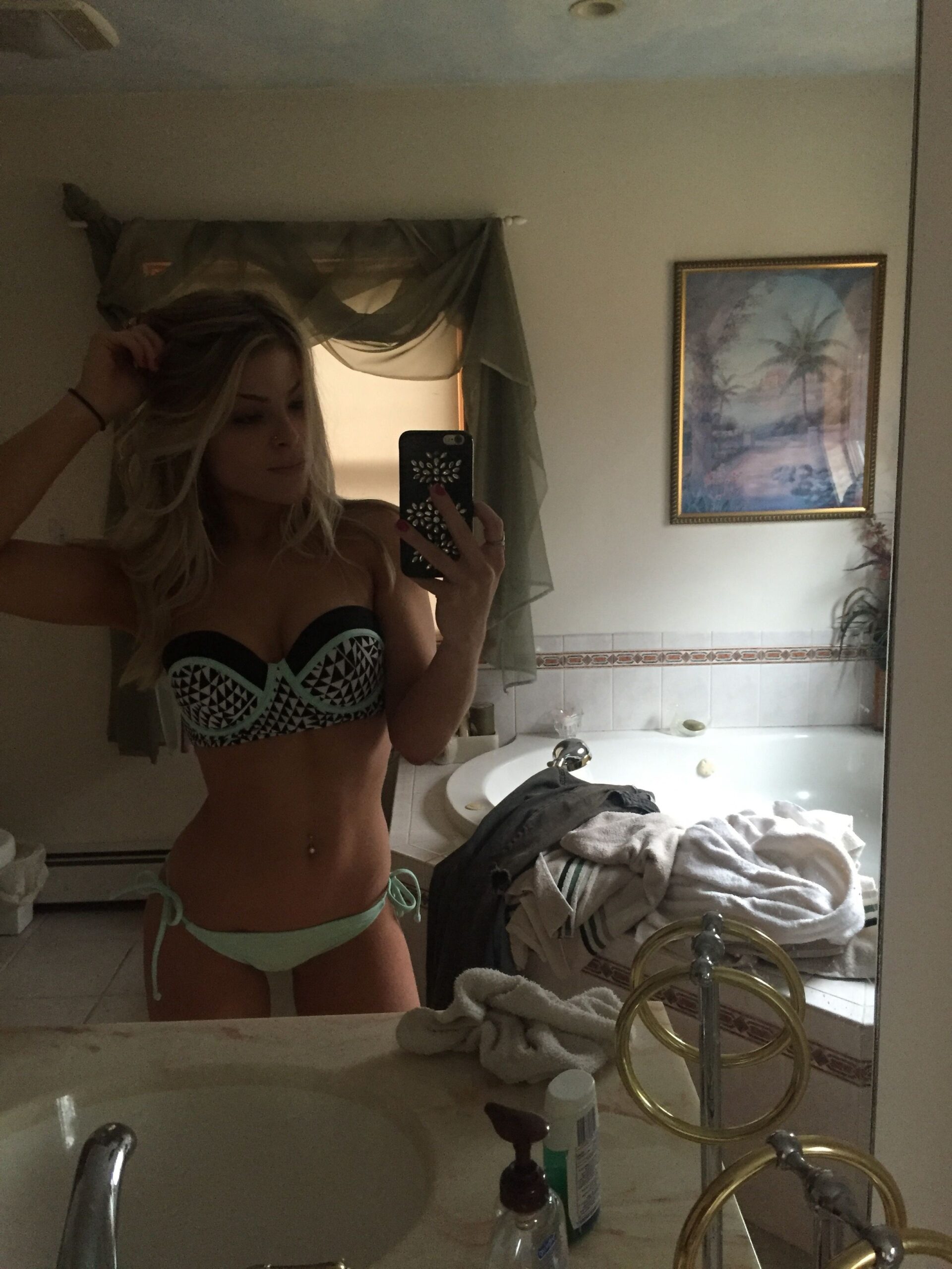 valerie-pac-3-leaked-fappening-2 valerie pac 3 leaked fappening 2 scaled