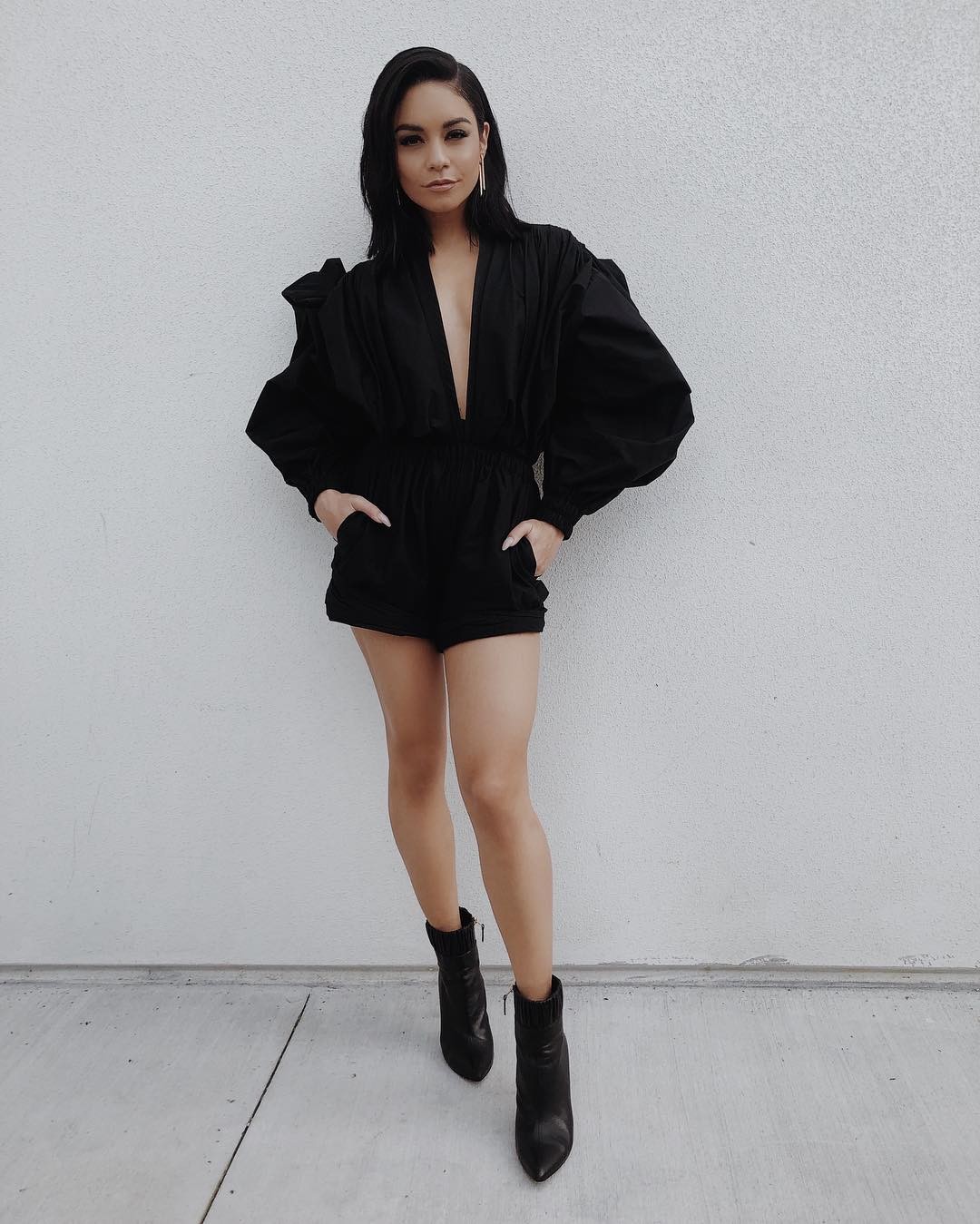 vanessa-hudgens-sexy-2019-17 vanessa hudgens sexy 2019 17
