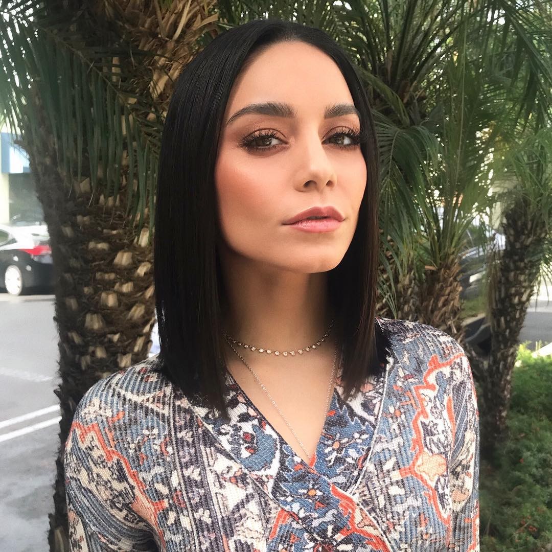 vanessa-hudgens-sexy-2019-20 vanessa hudgens sexy 2019 20