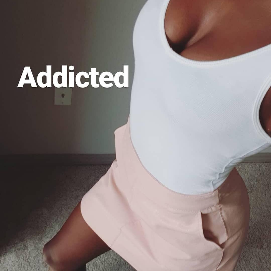 vanessa-james-sexy-skater-2019-16 vanessa james sexy skater 2019 16