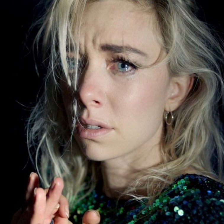 vanessa-kirby-selfie-unpublished-thefappening-cfd-5 Vanessa Kirby Hot